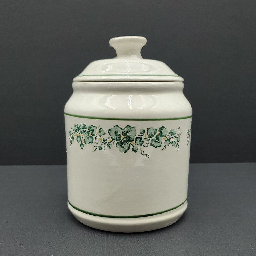 Corelle Callaway Medium Canister Corning Callaway Ivy Leaves Lidded Jar
